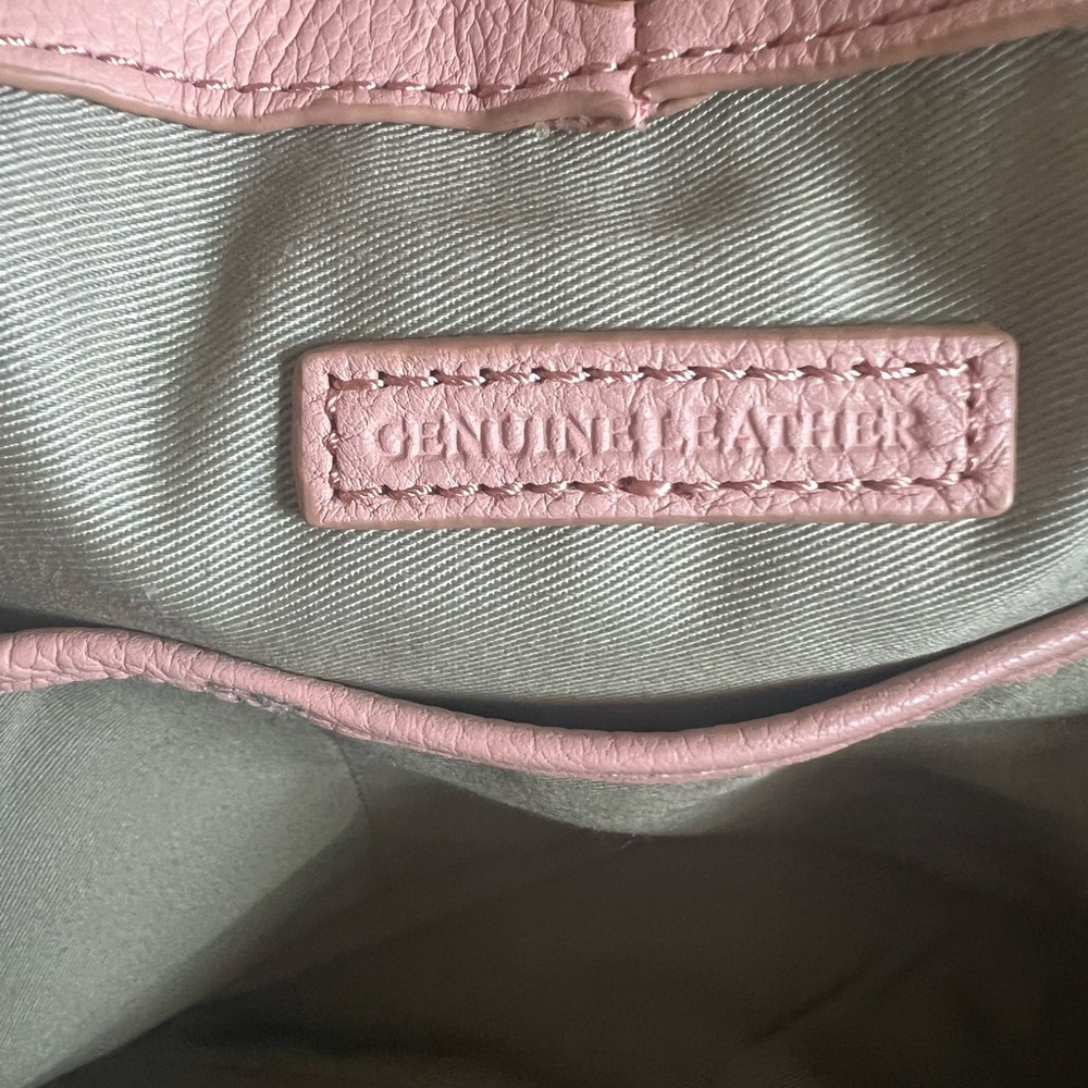 G.I.L.I. Classic Pink 100% Genuine Leather Tote Bag - Picture 9 of 13